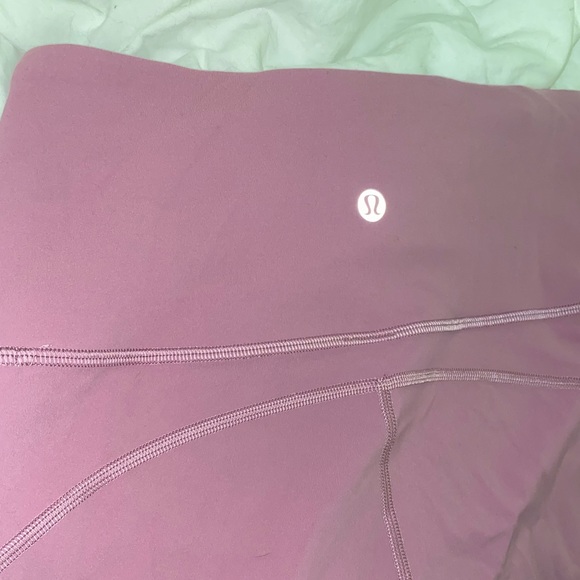 Lululemon Groove Super-High-Rise Flared Pant Nulu
Velvet Dust - Picture 9 of 10